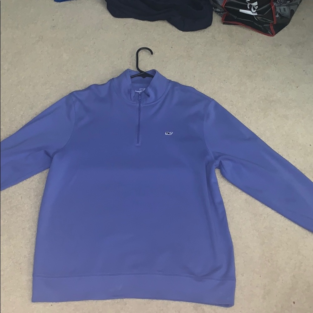 Blue vineyard vines pullover